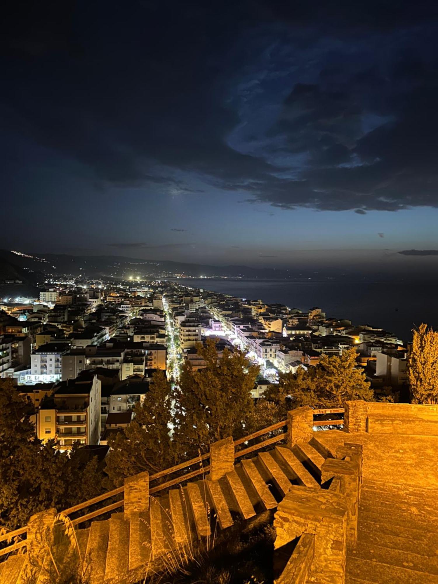 Ad Apartman Capo dʼOrlando Kültér fotó